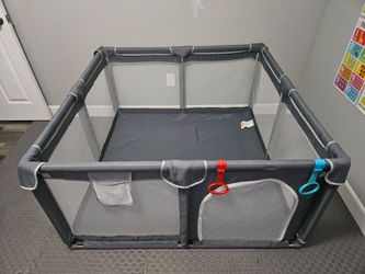50" x 50" x 26" Gray Playpen