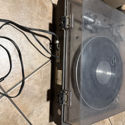Vintage Sanyo Direct Drive Turntable Record Player – with Dust Cover