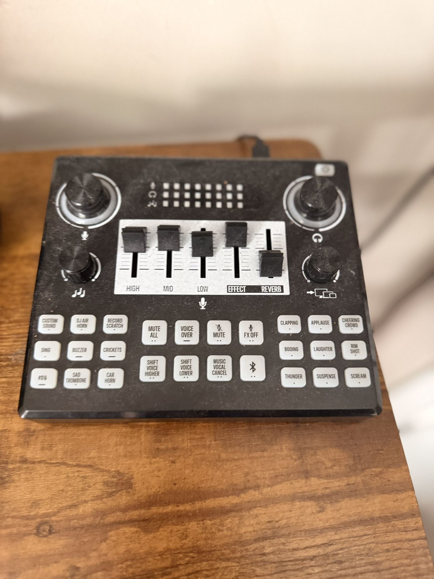 USB Sound Board / Mixer (Perfect for Streamers or Podcasts) Price: $25