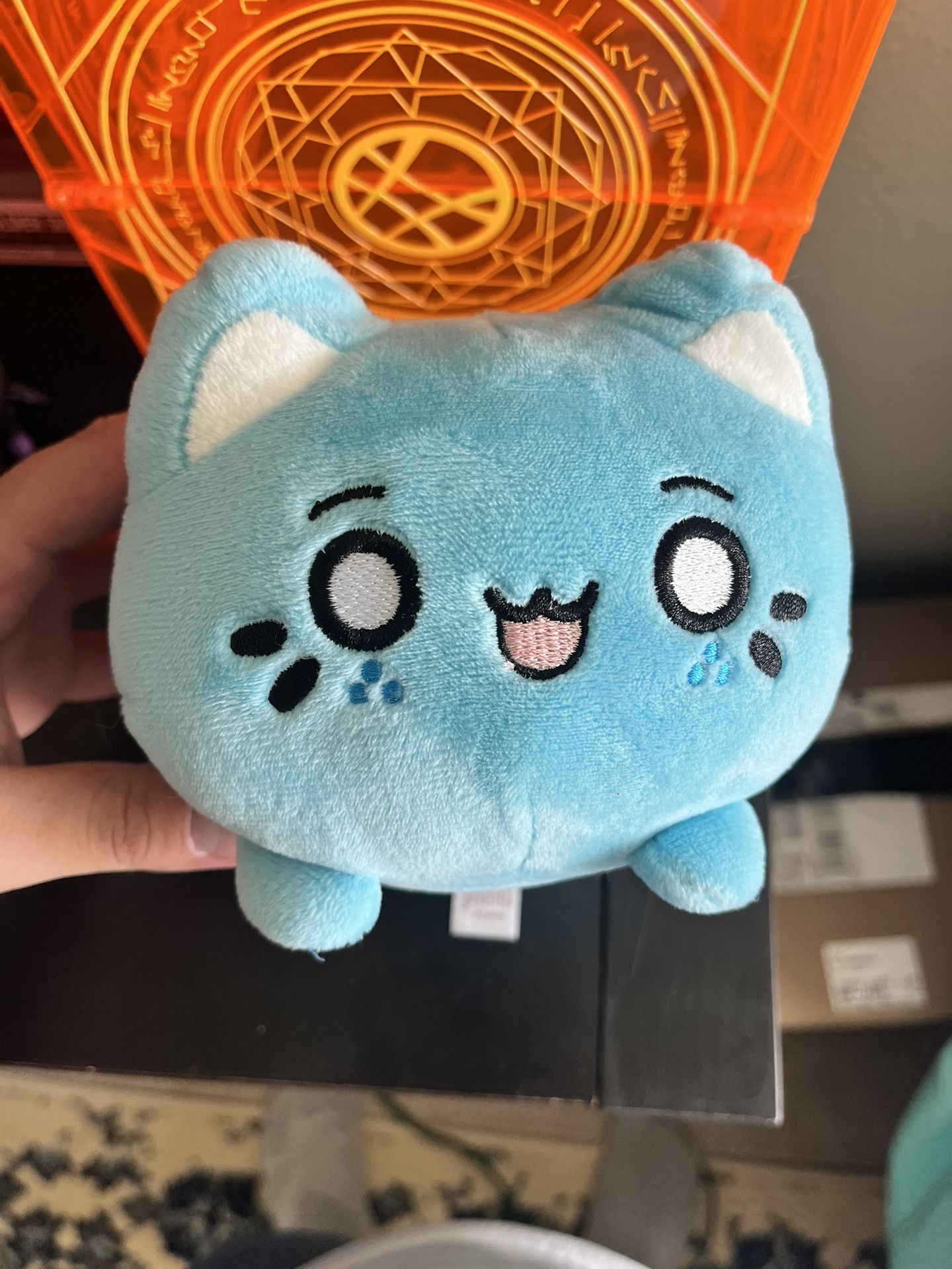 Cat plushie