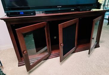 FREE Wood TV console / cradenza