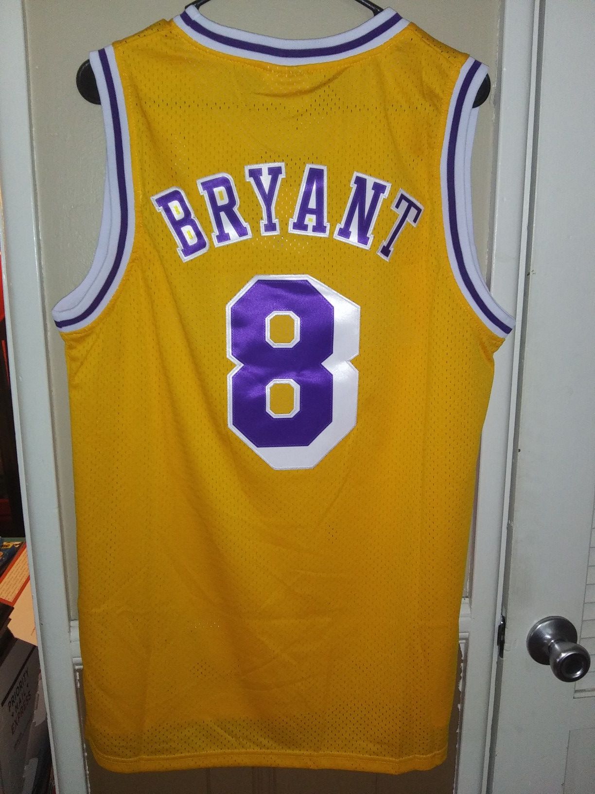 New!!! Mens Medium Kobe Bryant Los Angeles Lakers Jersey New Stitched $50. Ships +$3. Pick up in West Covina
