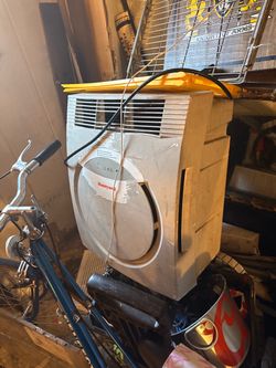 Honey well portable AC