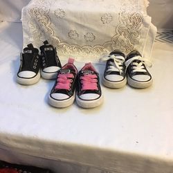 CONVERSE  ALL  STAR   Infant  Shoes   Size:  4