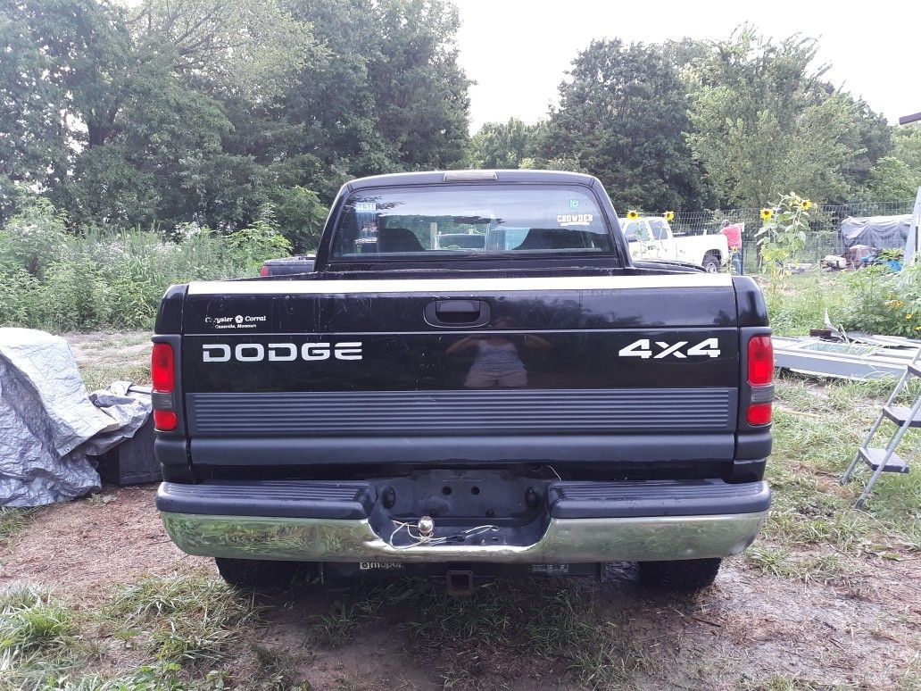 1998 Dodge Ram 1500 Club Cab