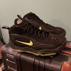 Nike Total Max Uptempo 