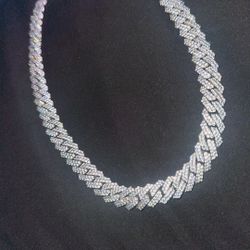 White Gold Diamond Prong Link Chain