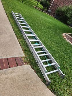 WERNER 24ft Ladder Good Conditión