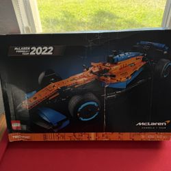 LEGO Technic McLaren Formula 1 Race Car
