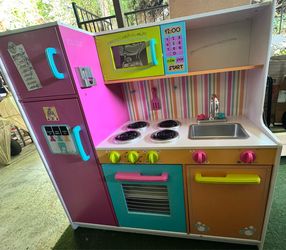 Kids play kitchen