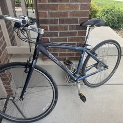 Trek 7300  Hybrid Bicycle 17” ML