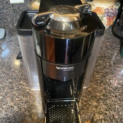 Nespresso Virtuoline  Coffee & Espresso Maker Machine