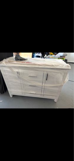 Bathroom vanity sink