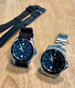 Victorinox Swiss Army Maverick watches