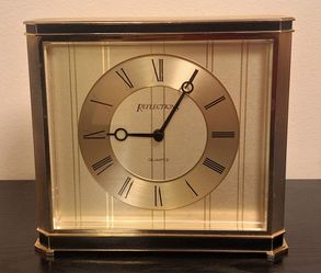 VINTAGE REFLECTIONS QUARTZ MANTEL CLOCK