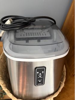 ice maker