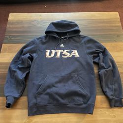 Utsa Hoodie 