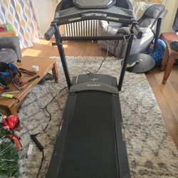 Nordictrack C700 Treadmill 
