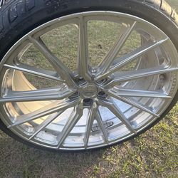 Used 22" Vossen Hybrid Forged rims