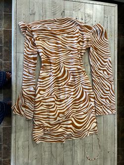 Used clothes only worn once