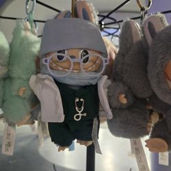 Labubu Outfit DOCTOR 