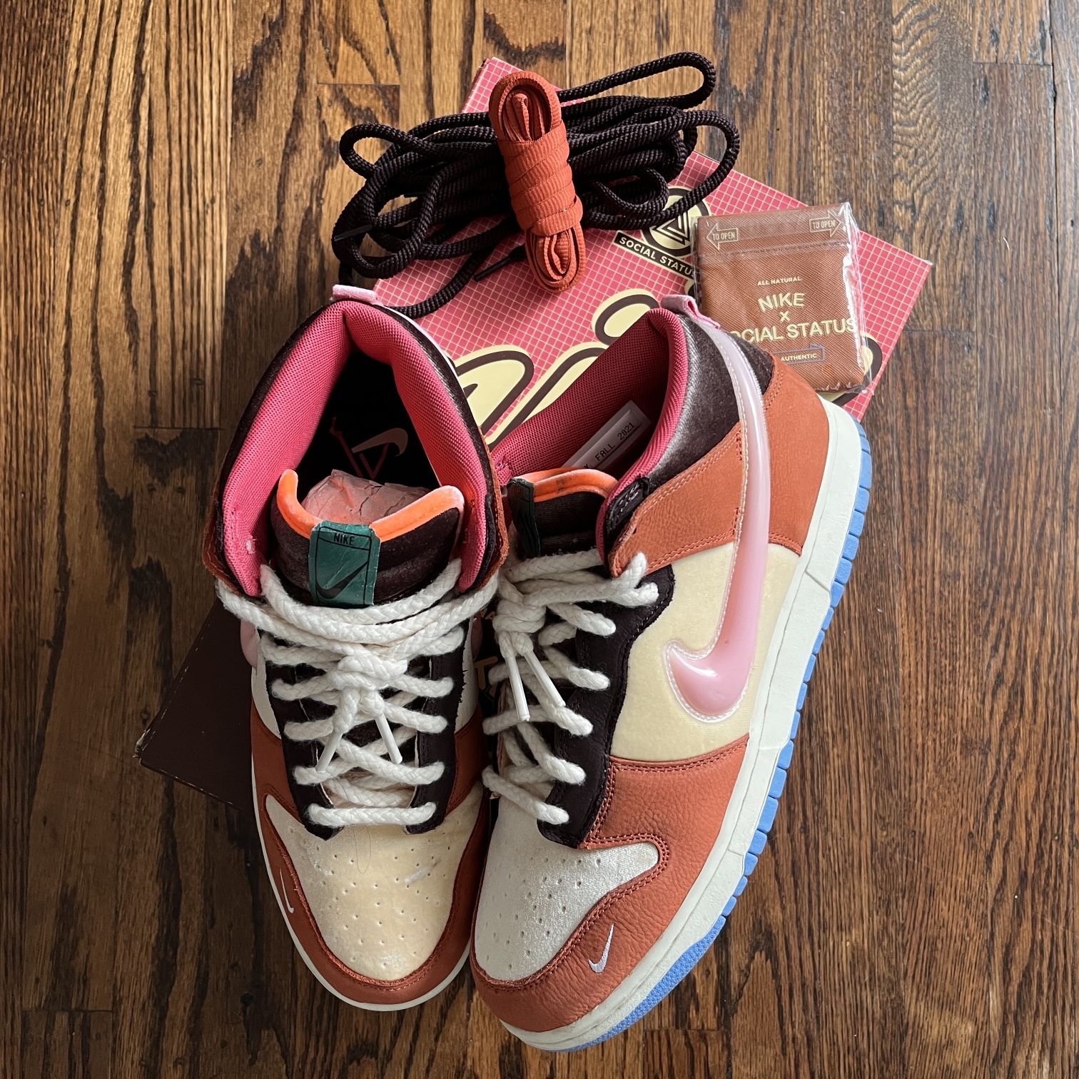 Nike Dunk Mid x Social Status “ Chocolate Milk”Preowned for Sale 