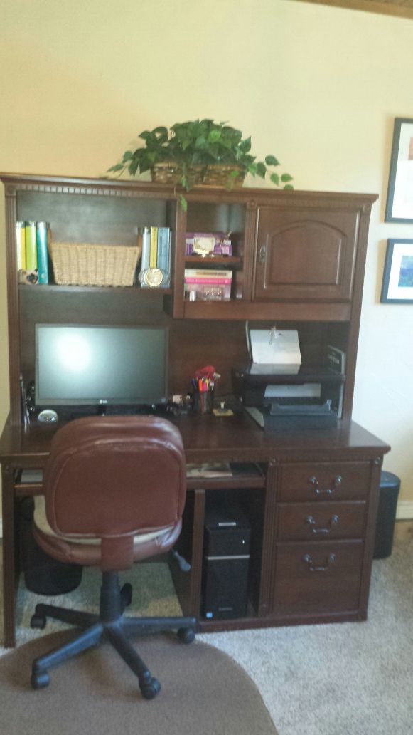 Bassett office desk with chair
