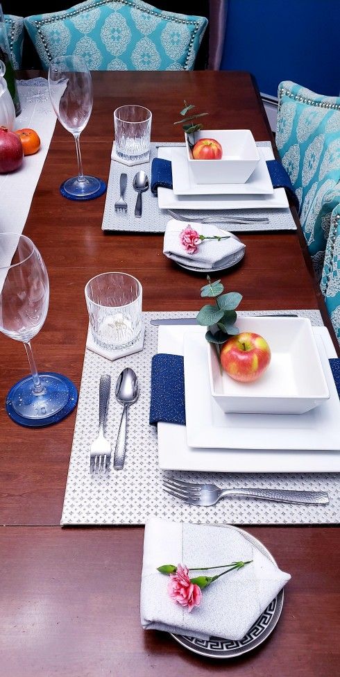 High Quality Canadel, Wood Dining Table, Seats 4 - 8 people