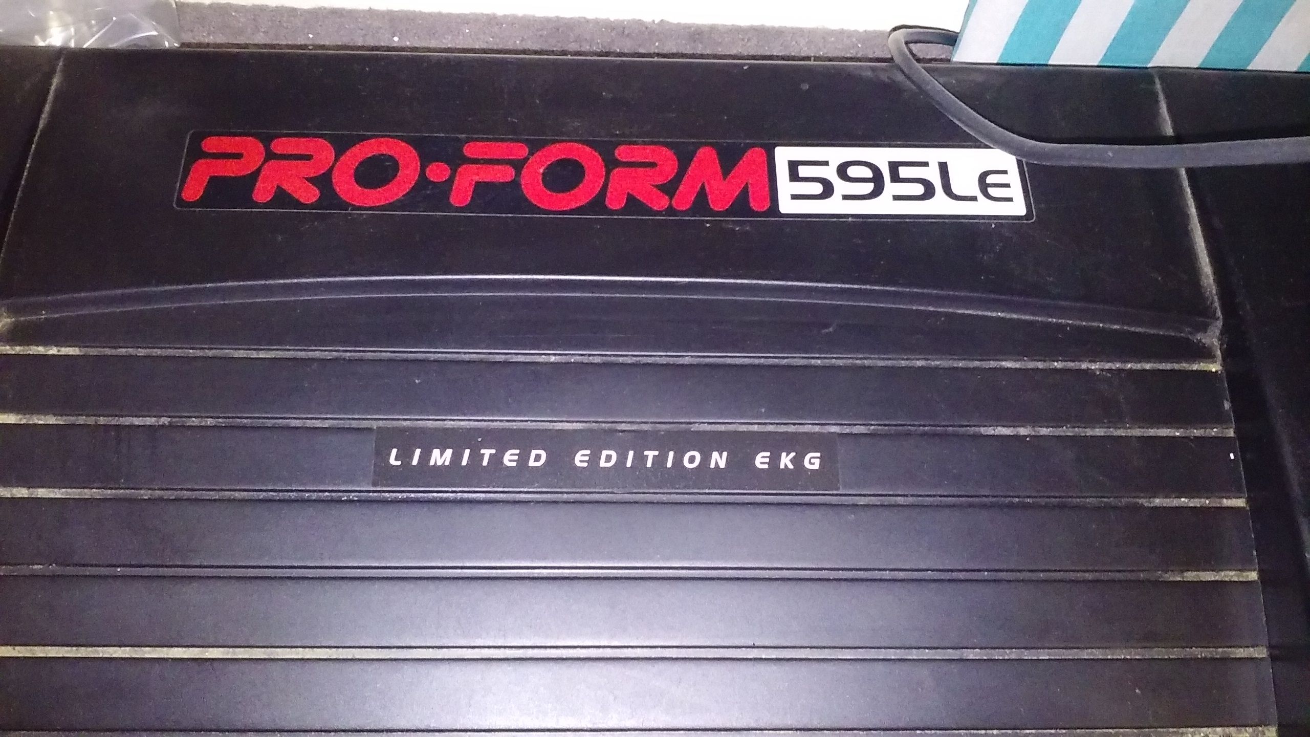 PRO-FORM 595LE Treadmill LIMITED EDITION EKG