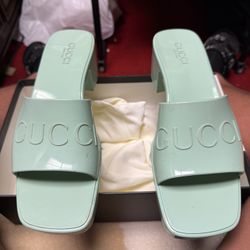 gucci sandals