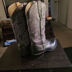 MEN'S BLACK COWTOWN LEATHER BOOTS 10-1/2W,STILL IN GREAT SHAPE