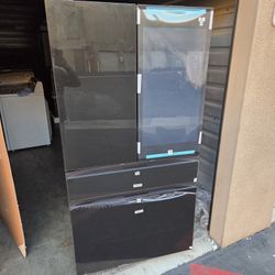 Samsung Bespoke Family Hub Refrigerator Standar Depth 