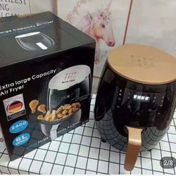 New Air Fryer 5Liters in Black Color Only