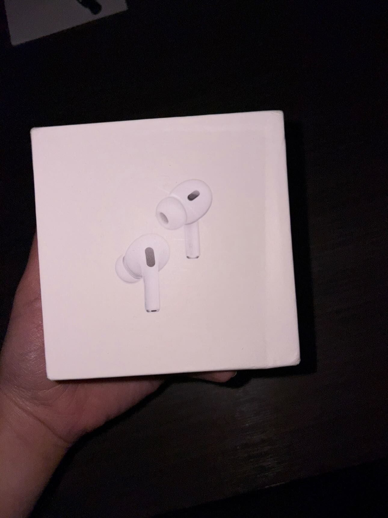 AirPods