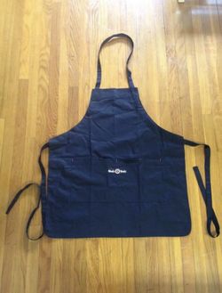 Brand new aprons delantal