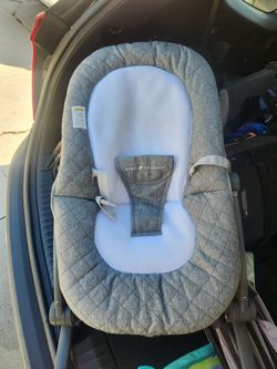 Baby lounger 10$