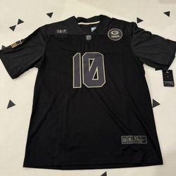 Greenbay Packers Jordan love Black Salute To Service Limited Jersey,  Men , S To 3Xl