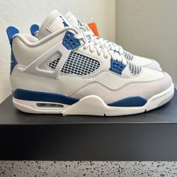 Jordan 4 Military Blue 11.5 Men’s DS New with defect