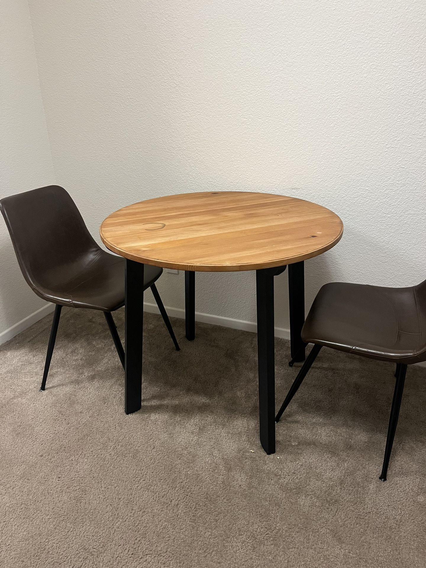 Round Wood Kitchen Table