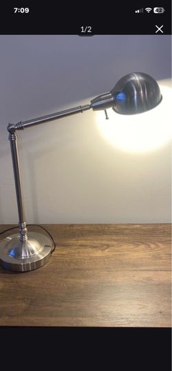 Modern Desk Lamp in Brushed Nickel Finish with the Adjustable Arm