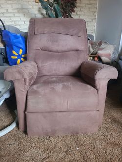 Assisted lift chair