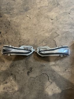 Infiniti Q50 Mirror Turn Signal