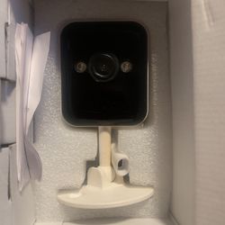 Wifi Smart Camera /SD INCLUDED 