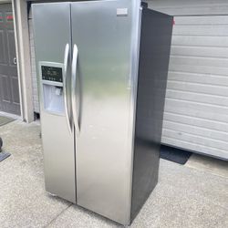 FRIGIDAIRE Gallery REFRIGERATOR