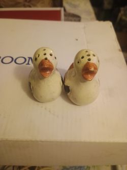 Duck Salt and Pepper Shakers Made in Japan