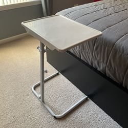 Adjustable Bedside / TV Tray Table 