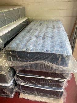 Twin XL Size Mattress Pillow Top 14” Stearns & Foster Estate Collection Factory Fresh & Sealed in Plastic Same Day Delivery