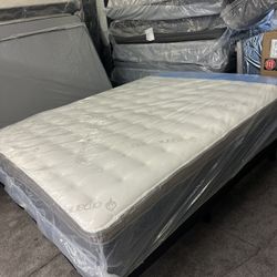 Queen Size Pillow Top Mattress Brand New 