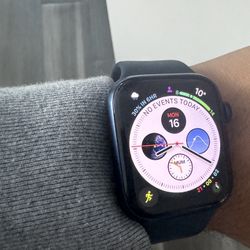 APPLE Watch Series 6 GPS ( Wi-Fi only)