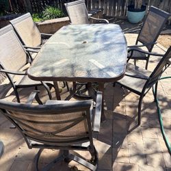 Outdoor Table and chairs